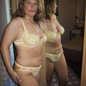 SEXY RAZGOVOR S LJILJOM ZABOK ZOVI 064-605-500 ŠALJI SMS vidi opis