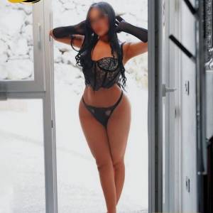  Sarry Angella, 22 - Kolumbijanska bomba spremna za pravu zabavu! 